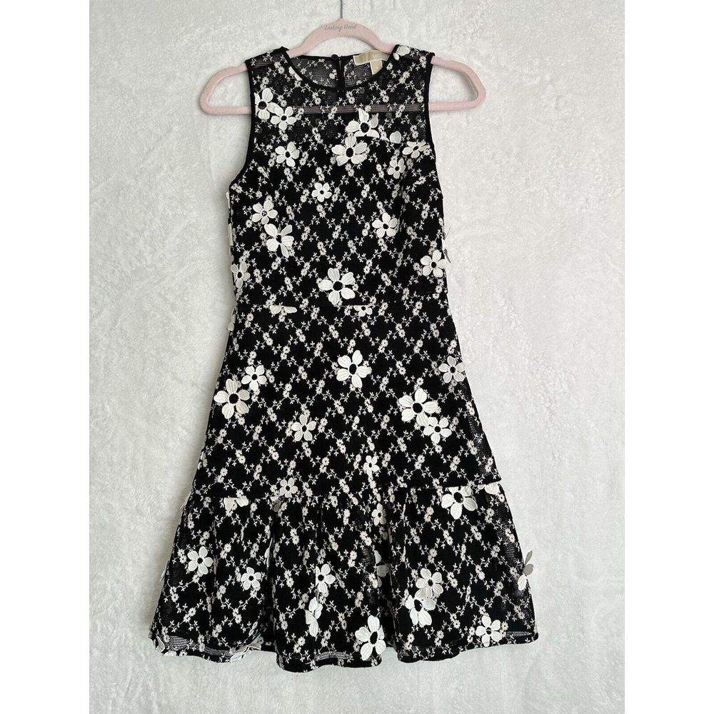 Michael Kors Womens Dress X Small Size 0 Daisy White Black Waist Flare Lined